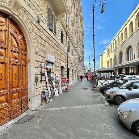 Rome Arena - Exclusive Apartment In Roma Termini ภายนอก รูปภาพ
