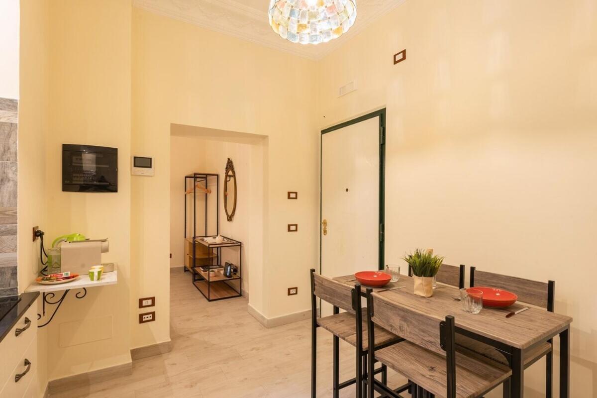 Rome Arena - Exclusive Apartment In Roma Termini ภายนอก รูปภาพ