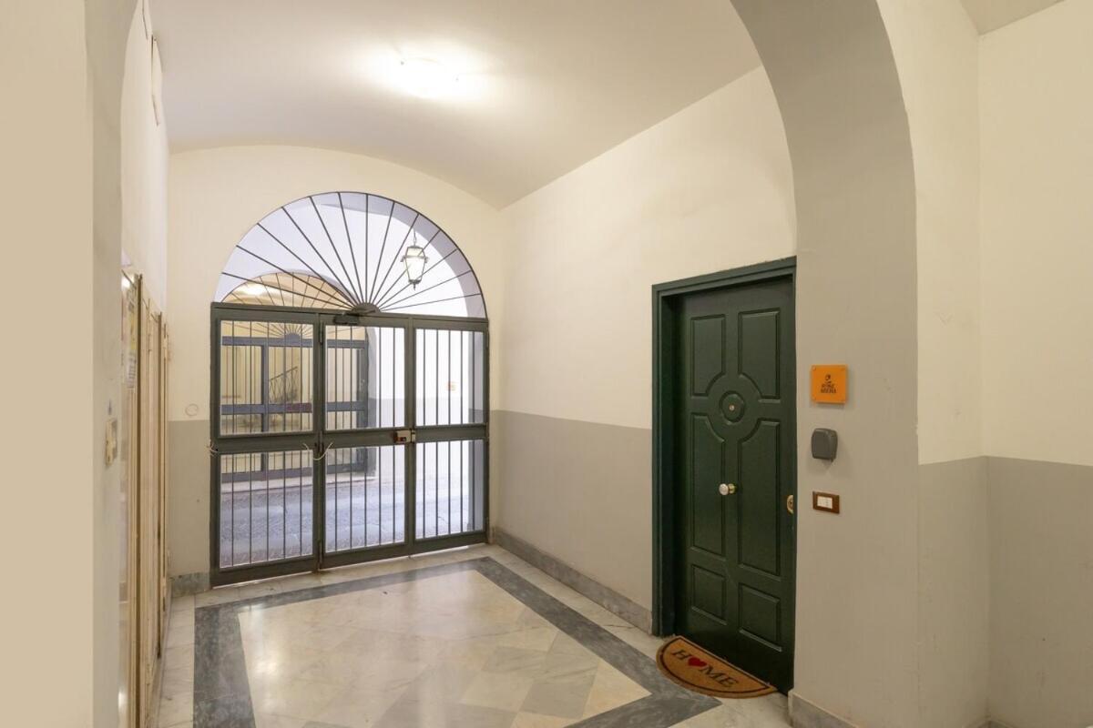 Rome Arena - Exclusive Apartment In Roma Termini ภายนอก รูปภาพ